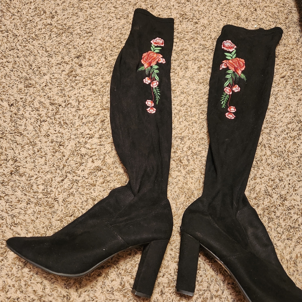 Madden Girl Black Floral Embroidered Heeled Boots